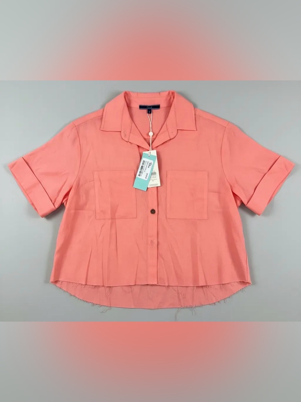 Shore Women's Coral Button-Front Shirt with Patch Pockets Raw Hem size S
